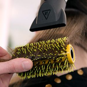 Detalle cepillo EVAS by YOY Cosmetics